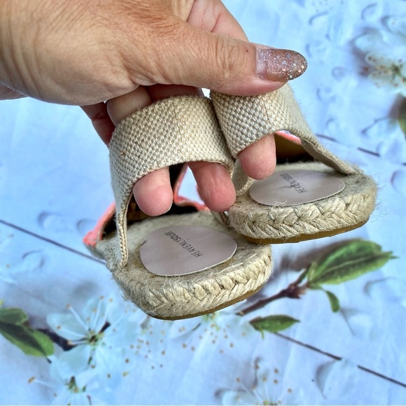 New Comfy espadrille straw boho sandals from the brand Heavenly Soles beach vibe - Picture 8 of 12